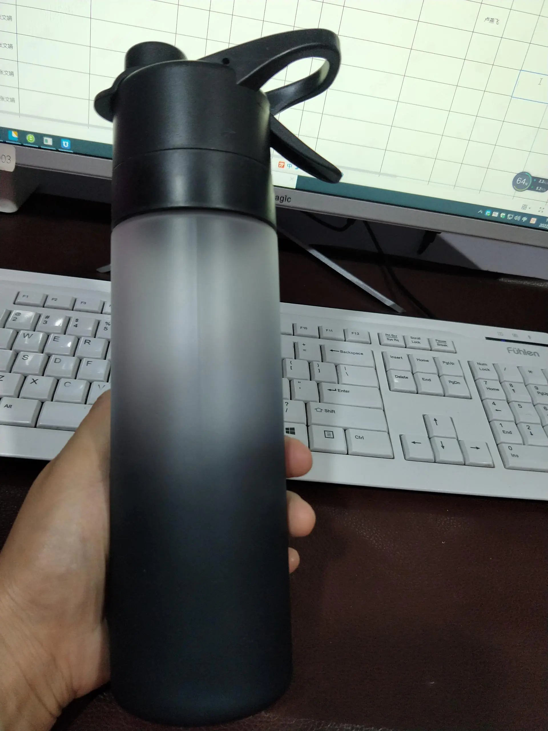 Fitness Water Bottle – Large Capacity Outdoor Bottle for Girls